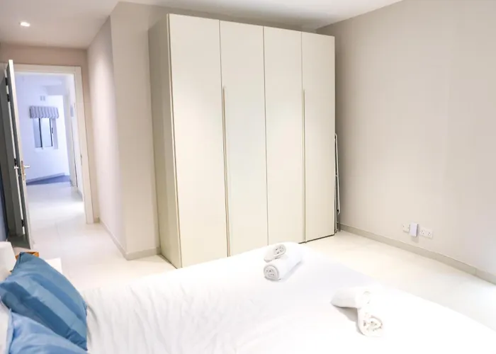 Gorgeous 2br Gozo With Private Balcony & Pool By 360 Estates Διαμέρισμα *