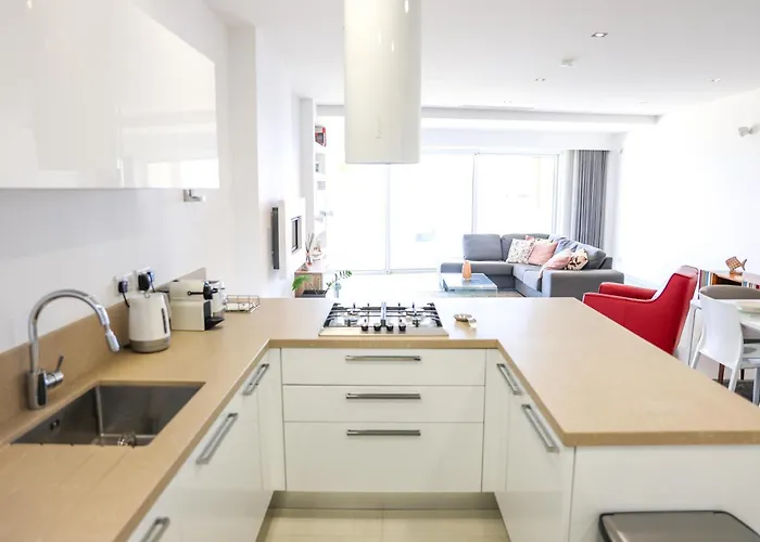 Gorgeous 2br Gozo With Private Balcony & Pool By 360 Estates Διαμέρισμα